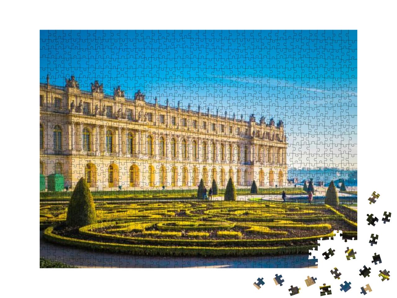 Famous Palace Versailles with Beautiful Gardens Outdoors... Jigsaw Puzzle with 1000 pieces