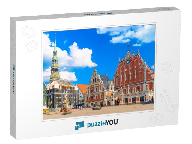 View of the Old Town Ratslaukums Square, Roland Statue, t... Jigsaw Puzzle