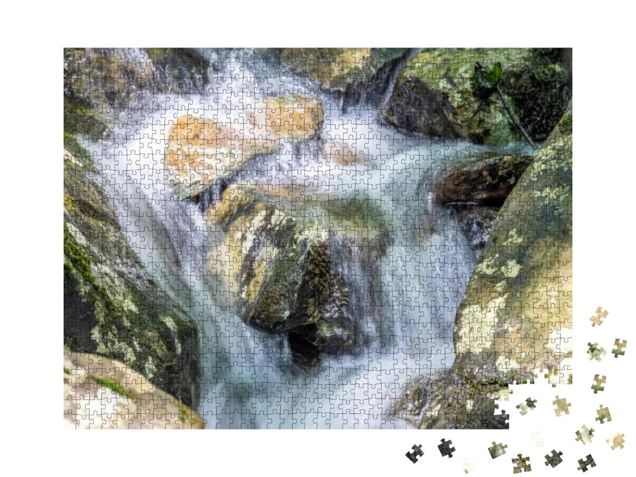 Usa, Virginia, Shenandoah National Park, Rose River Falls... Jigsaw Puzzle with 1000 pieces
