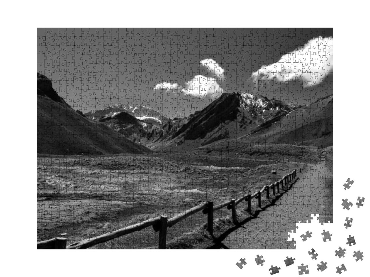 Landscape on Aconcagua National Park... Jigsaw Puzzle with 1000 pieces