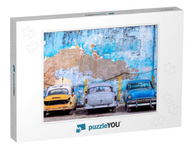 Old Cars Cuba... Jigsaw Puzzle