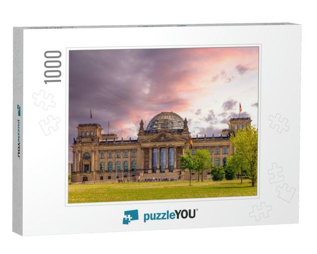 The Reichstag Building in Berlin, Germany... Jigsaw Puzzle with 1000 pieces