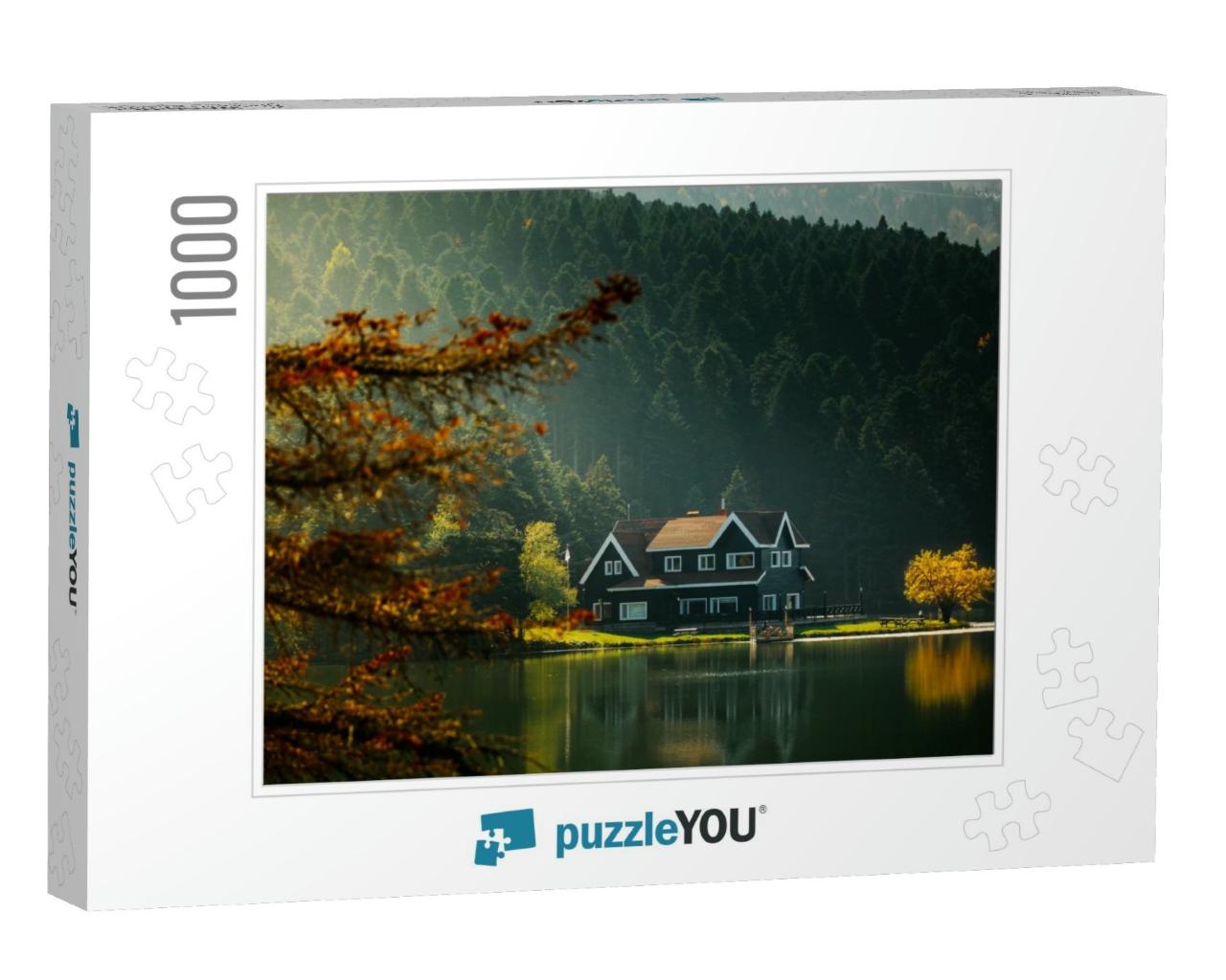 Golcuk National Park Bolu Turkey. Autumn Wooden Lake Hous... Jigsaw Puzzle with 1000 pieces