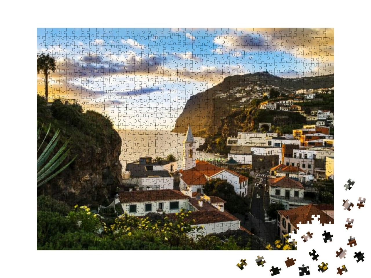 Camara De Lobos, Small Port on the Island of Madeira... Jigsaw Puzzle with 1000 pieces