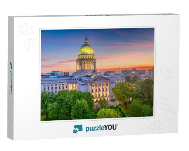 Madison, Wisconsin, USA State Capitol Building At Dusk... Jigsaw Puzzle