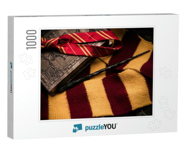Subjects of the School of Magic. Scarf, Magic Wand... Jigsaw Puzzle with 1000 pieces