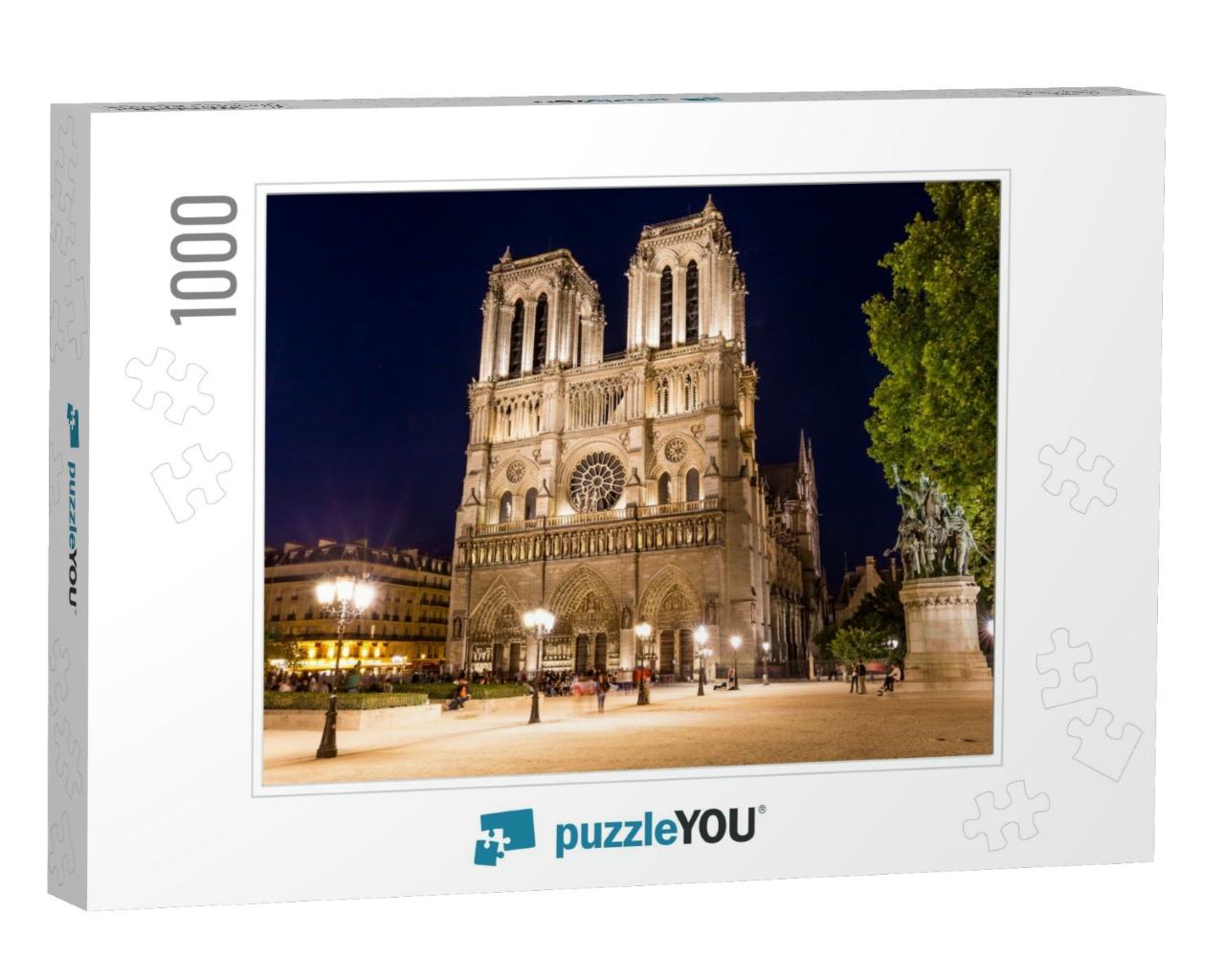 Notre Dame Cathedral in Paris, France... Jigsaw Puzzle with 1000 pieces