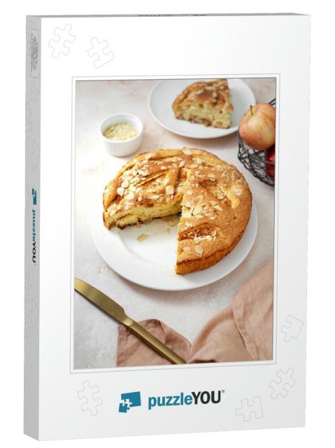 Traditional Apple Pie on a White Plate on a Light Culinar... Jigsaw Puzzle