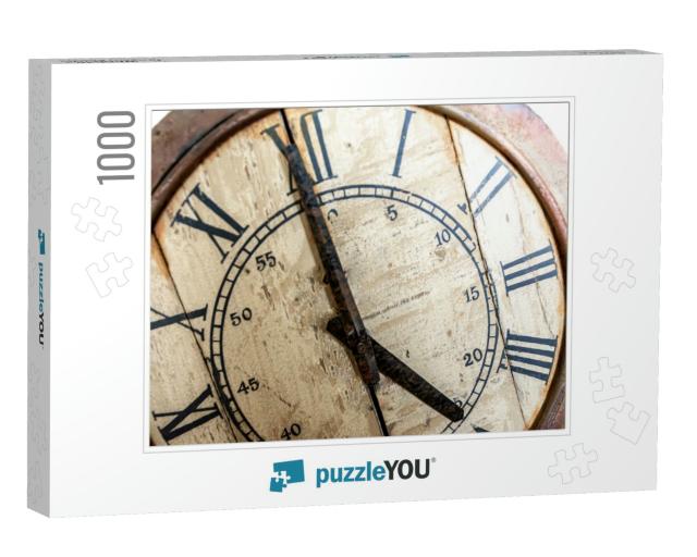 Old Vintage & Retro Analogue Clock Displaying Five O Cloc... Jigsaw Puzzle with 1000 pieces