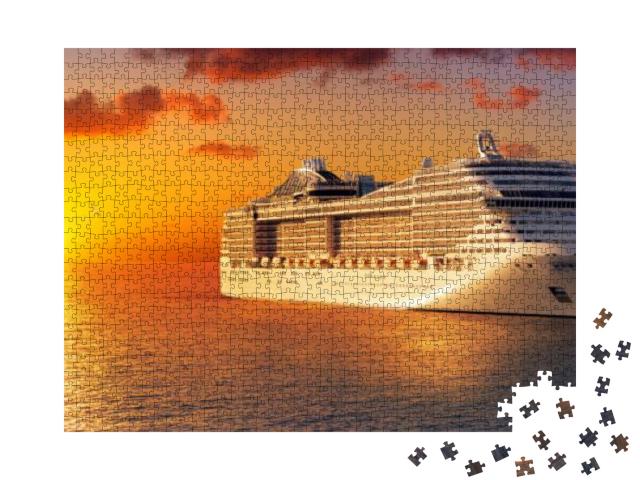 Cruise At Sunset in Ocean... Jigsaw Puzzle with 1000 pieces