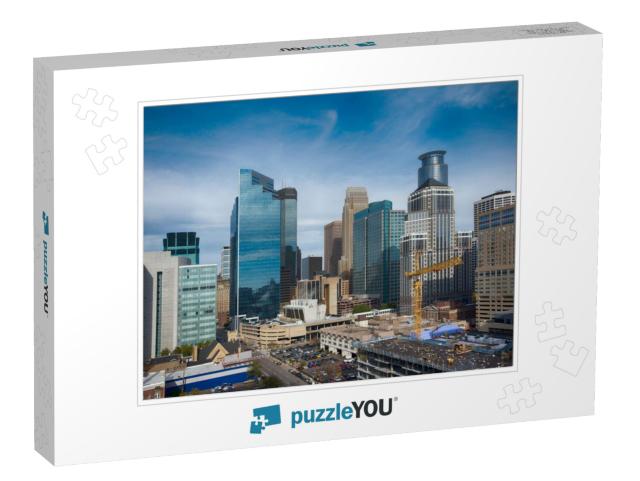 Minneapolis Skyline, Under Construction. Minnesota... Jigsaw Puzzle