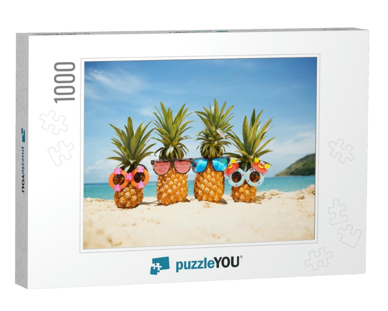 Family of Funny Attractive Pineapples in Stylish Sunglass... Jigsaw Puzzle with 1000 pieces
