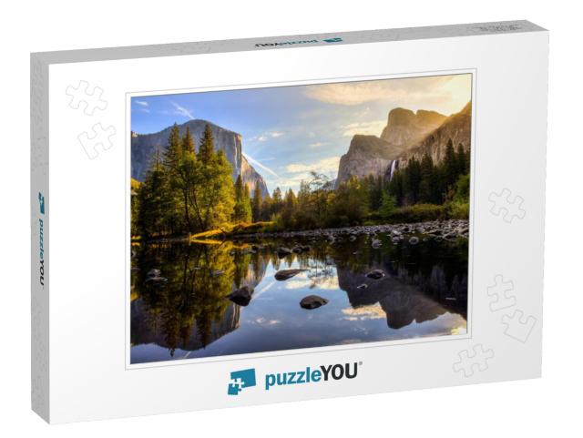 Sunrise on Yosemite Valley, Yosemite National Park, Calif... Jigsaw Puzzle