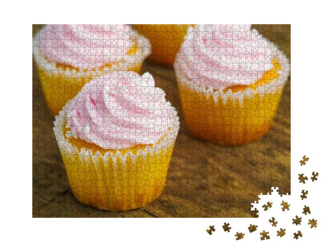 Cakes Topped with Cream. Sweet Food, Calories, Unhealthy... Jigsaw Puzzle with 1000 pieces