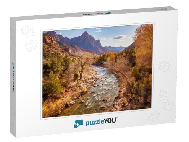 Outdoor Scene of Zion National Park in Utah... Jigsaw Puzzle