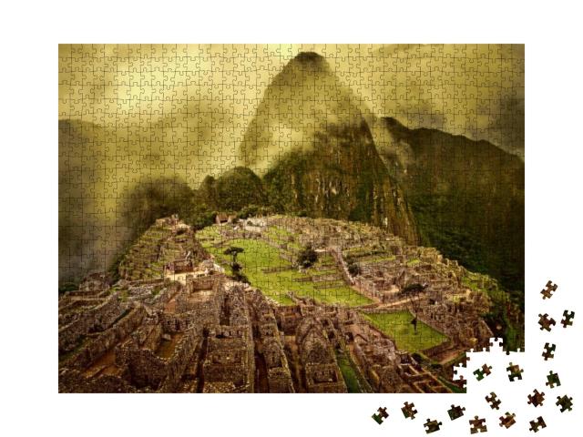 Machu Picchu in Peru. UNESCO World Heritage Site... Jigsaw Puzzle with 1000 pieces