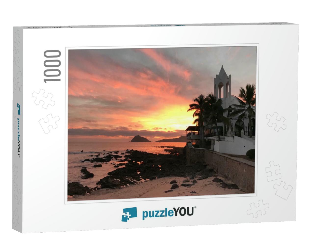 White Construction. Sunset in Front of the Beach of Mazat... Jigsaw Puzzle with 1000 pieces