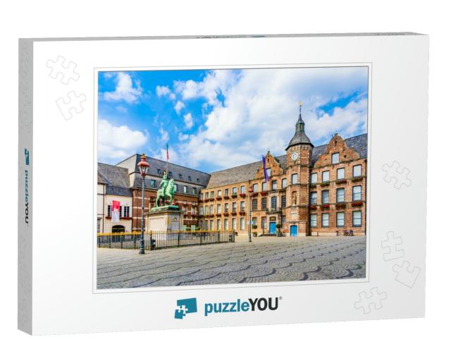 Dusseldorf, West Rhine Westphalia, Germany the Old Town... Jigsaw Puzzle