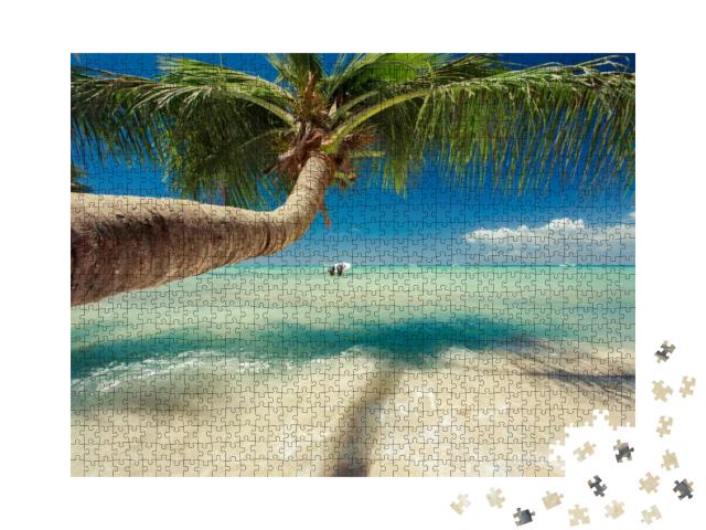 Beautiful Palm Tree Over Caribbean Sea... Jigsaw Puzzle with 1000 pieces