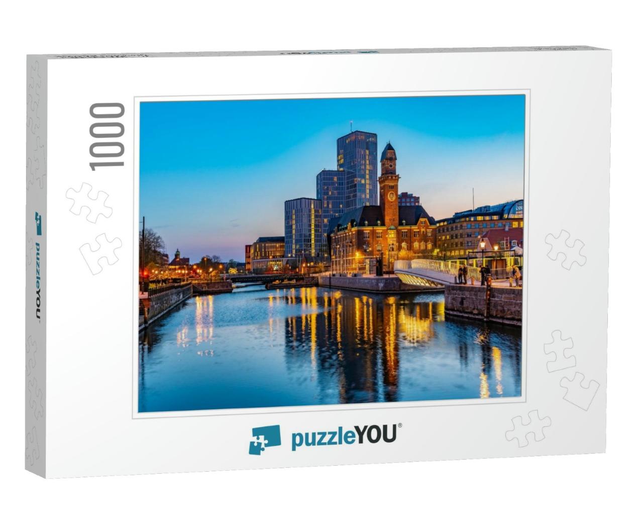 Sunset View of Skyline of Malmo Dominated by the World Ma... Jigsaw Puzzle with 1000 pieces