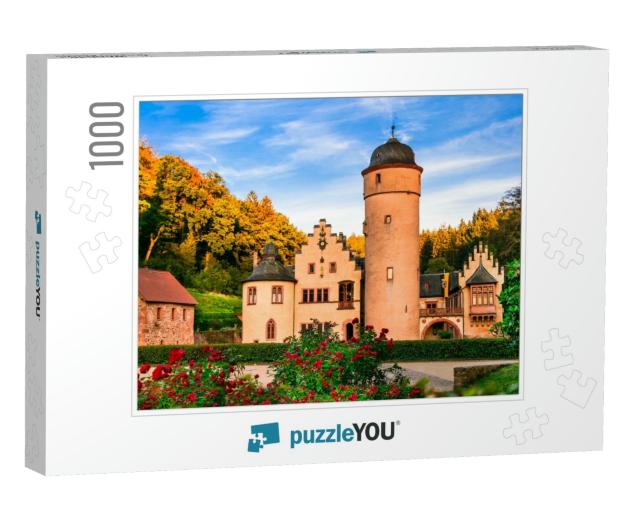 Beautiful Romantic Castle Mespelbrunn in Germany... Jigsaw Puzzle with 1000 pieces