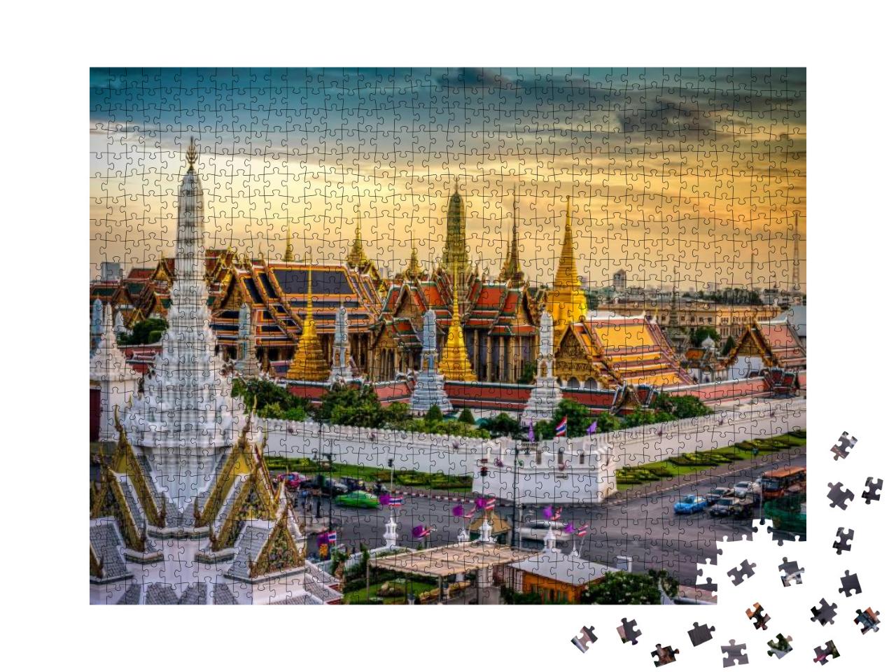 Grand Palace & Wat Phra Keaw At Sunset Bangkok, Thailand... Jigsaw Puzzle with 1000 pieces