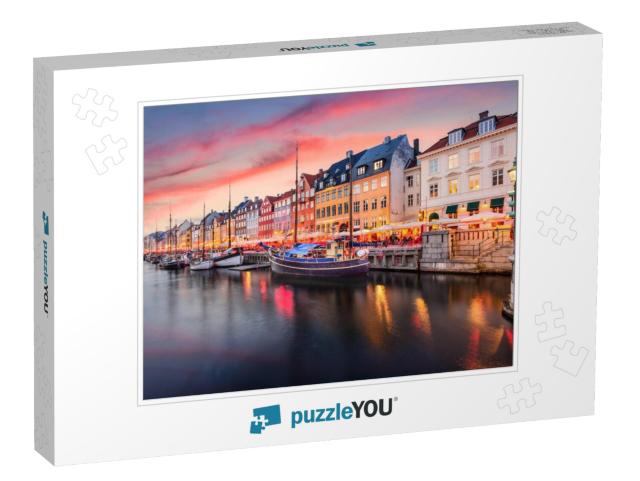 Copenhagen, Denmark on the Nyhavn Canal... Jigsaw Puzzle