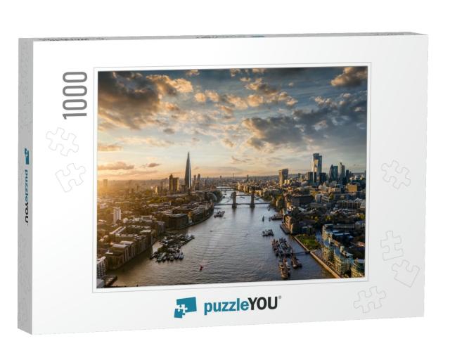 Wide Panoramic View to the Modern Skyline of London, Unit... Jigsaw Puzzle with 1000 pieces