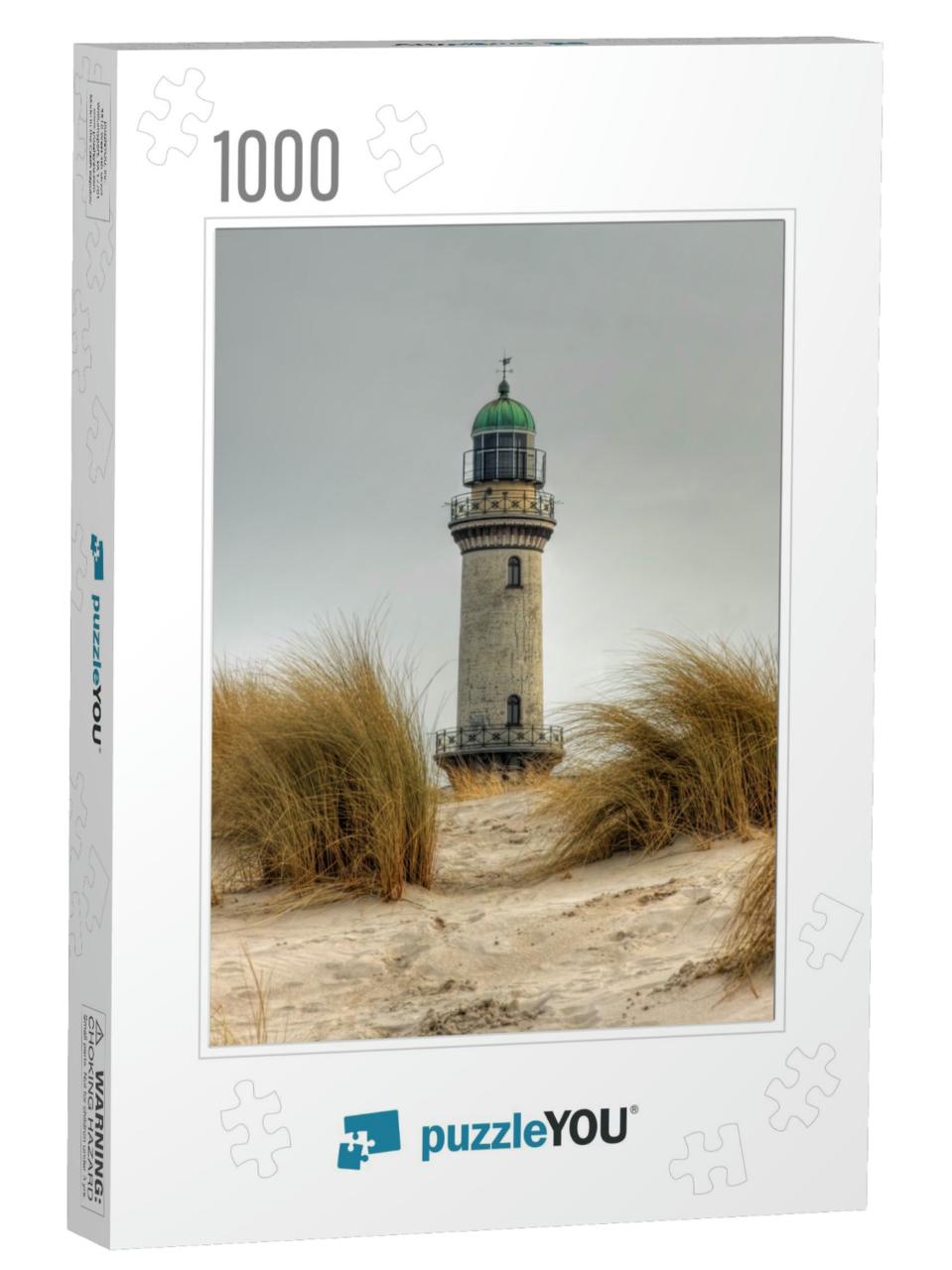 Lighthouse in Warnemounde Mecklenburg-Vorpommern, Germany... Jigsaw Puzzle with 1000 pieces