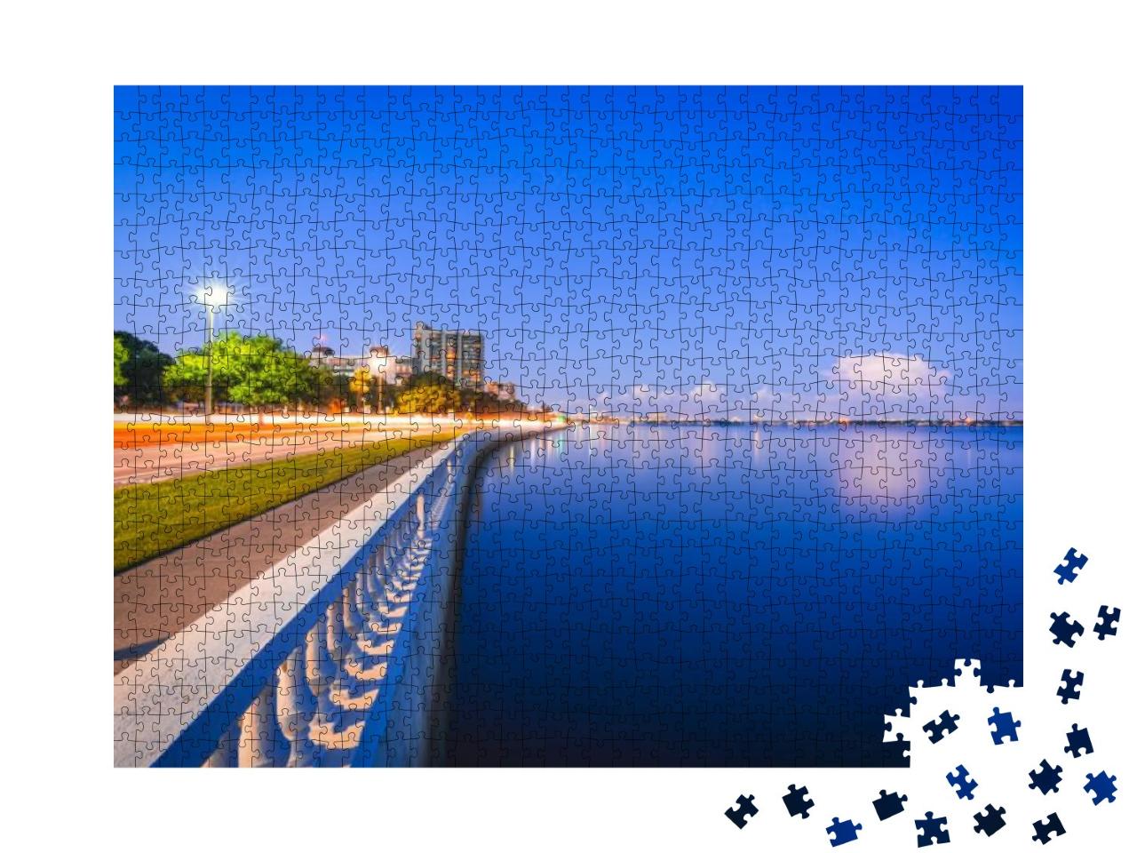 Sunset in Tampa Florida in Bayshore Boulevard. a Beautifu... Jigsaw Puzzle with 1000 pieces