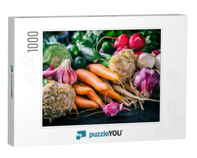 Assortment of Fresh Vegetables. Carrot Garlic Kohlrabi On... Jigsaw Puzzle with 1000 pieces