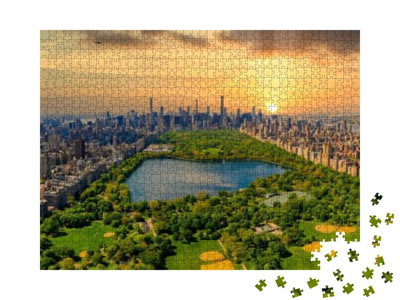 Aerial View of Manhattan New York Looking South Up Centra... Jigsaw Puzzle with 1000 pieces