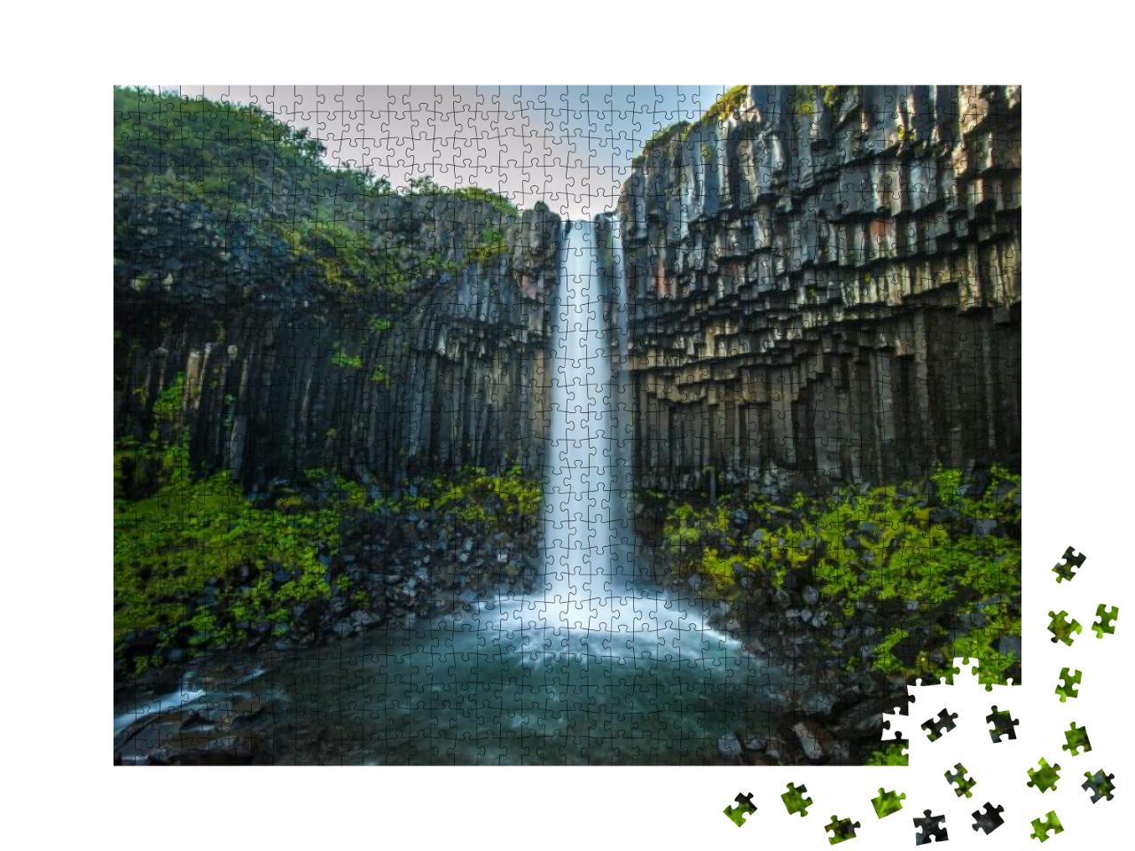 Svartifoss, Black Waterfall, Iceland... Jigsaw Puzzle with 1000 pieces