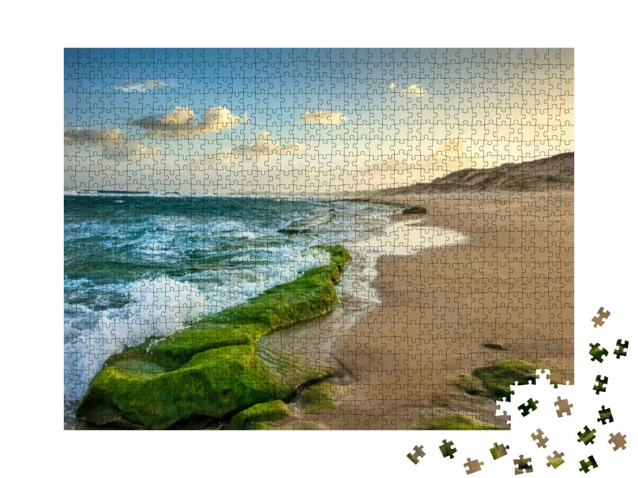 Indian Ocean Coastline & Beaches of Mozambique... Jigsaw Puzzle with 1000 pieces