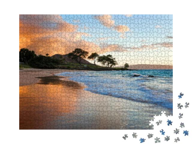 Tropical Beach in Maui, Hawaii... Jigsaw Puzzle with 1000 pieces