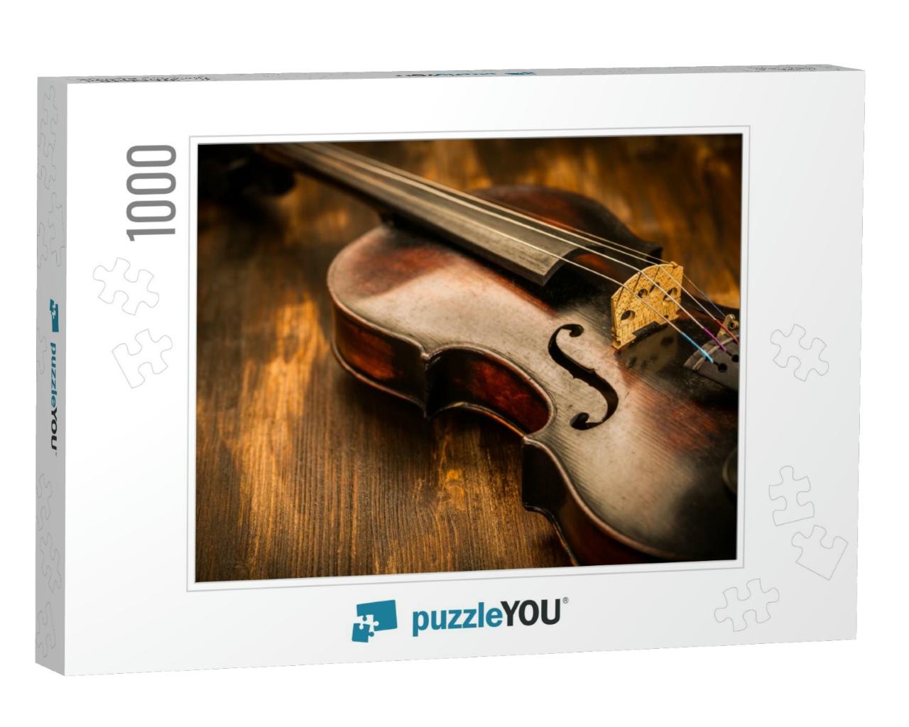 Violin in Vintage Style on Wood Background... Jigsaw Puzzle with 1000 pieces