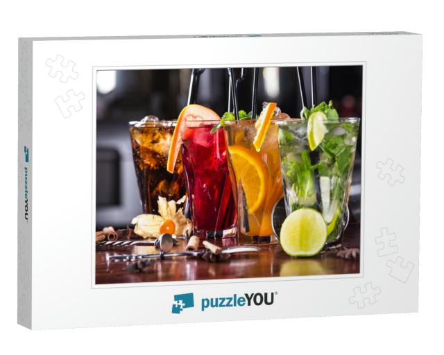 Whiskey-Cola Cocktail, Mojito-Cocktail, Orange Cocktail... Jigsaw Puzzle