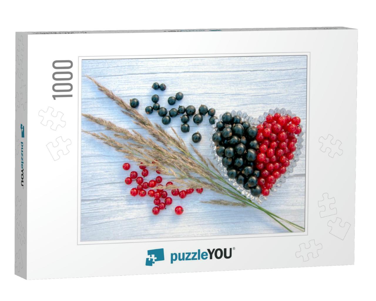 Fresh Berries of Red Currant & Black Currant in a Bowl in... Jigsaw Puzzle with 1000 pieces