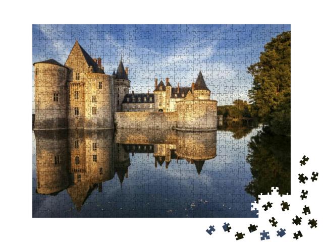 Sully-Sur-Loire. France. Chateau of the Loire Valley... Jigsaw Puzzle with 1000 pieces