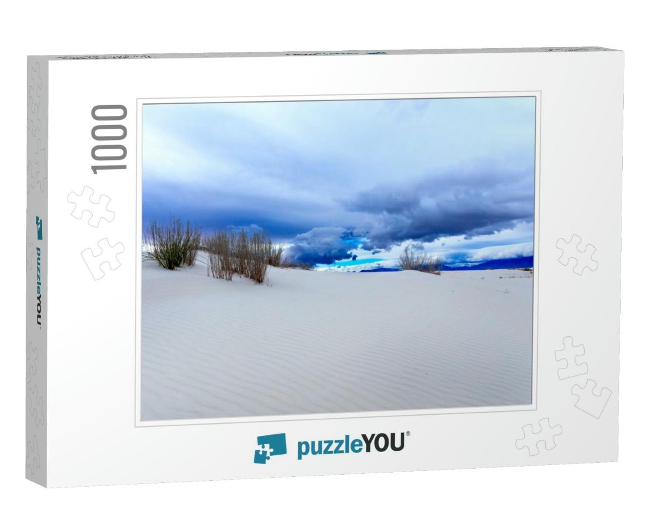 White Sand Dunes & Blue Skies At White Sands National Mon... Jigsaw Puzzle with 1000 pieces
