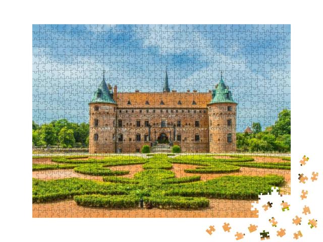 Egeskov Slot on Funen Island in Denmark... Jigsaw Puzzle with 1000 pieces