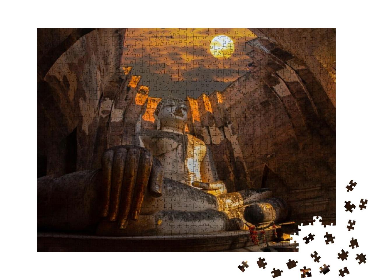Wat Si Chum in Sukhothai Historical Park is a Historic Si... Jigsaw Puzzle with 1000 pieces