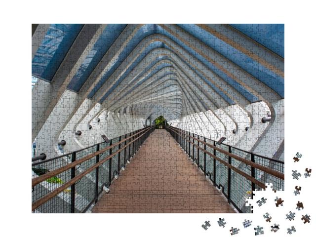 Empty/deserted footbridge in Central Jakartaâ€¦ Jigsaw Puzzle with 1000 pieces