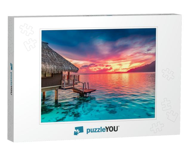 Stunning Colorful Sunset Sky on the Horizon of Moorea, th... Jigsaw Puzzle