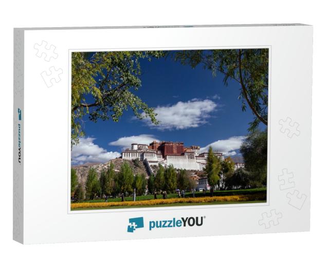 The Potala Palace, a Dzong Fortress in the City of Lhasa... Jigsaw Puzzle