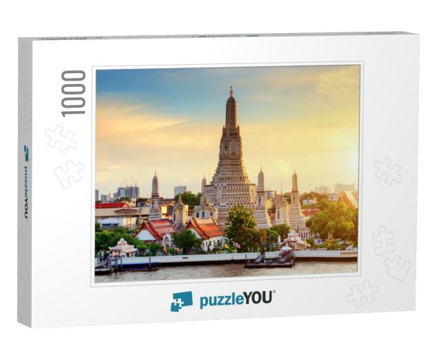 Wat Arun Temple At Sunset in Bangkok Thailand. Wat Arun i... Jigsaw Puzzle with 1000 pieces
