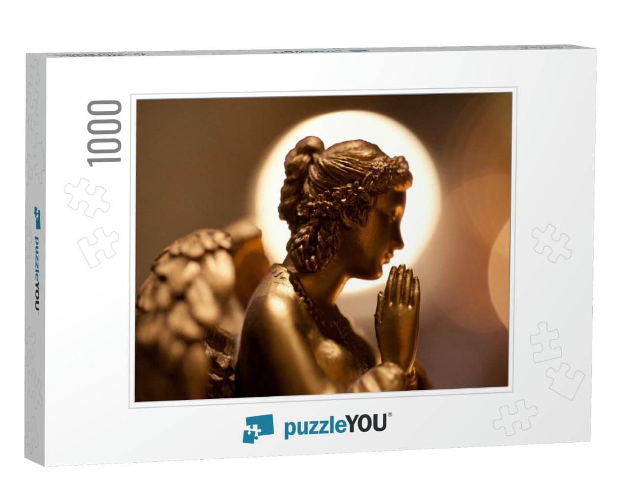 Macro Gold Angel Statue... Jigsaw Puzzle with 1000 pieces