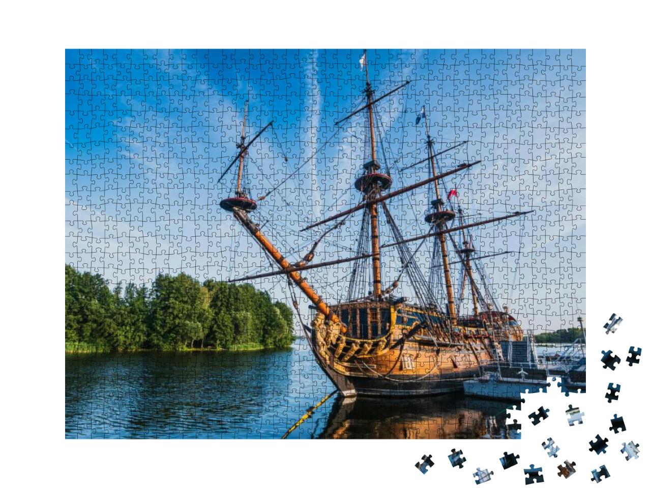 Linear Ship Goto Predestination in Voronezh City, Russia... Jigsaw Puzzle with 1000 pieces