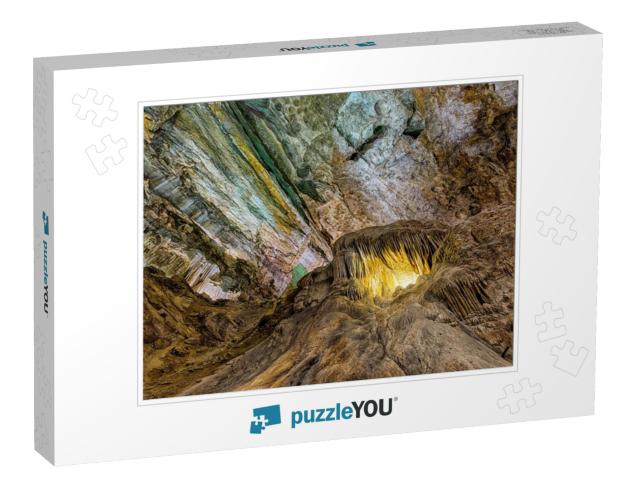 Whales Mouth Formation in Carlsbad Caverns National Park... Jigsaw Puzzle