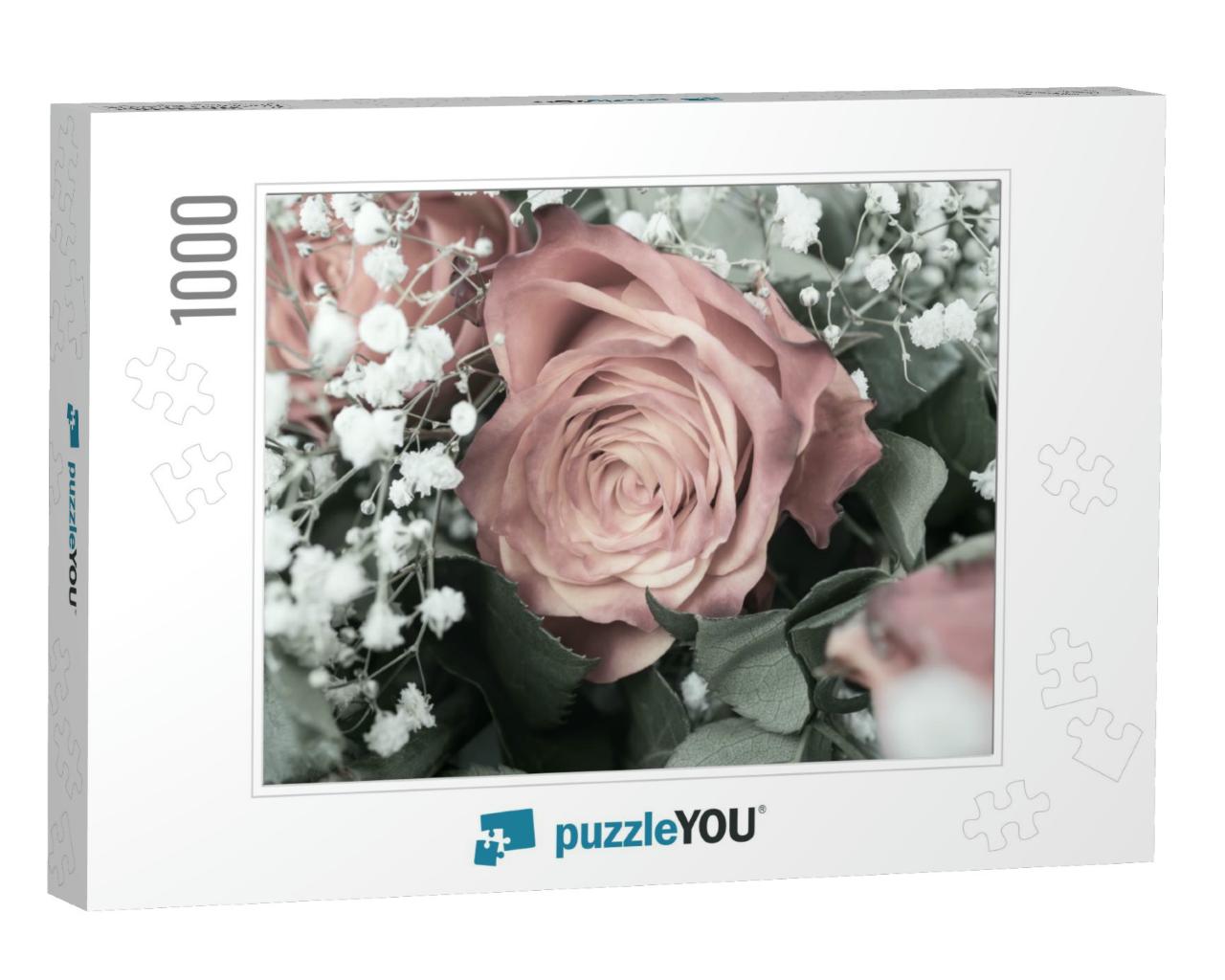 Bouquet of Gentle Pink Roses on Retro Stile... Jigsaw Puzzle with 1000 pieces